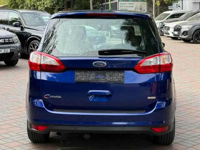 Ford Grand C-MAX