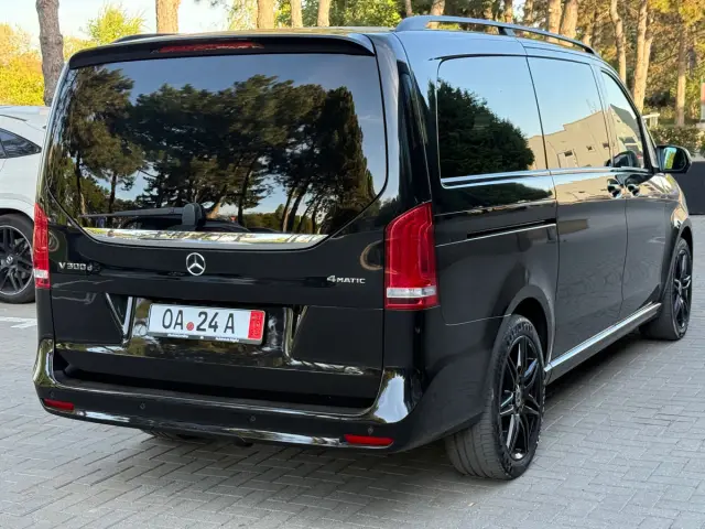 Mercedes V-Class