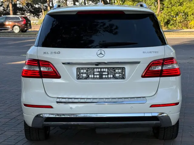 Mercedes M-Class