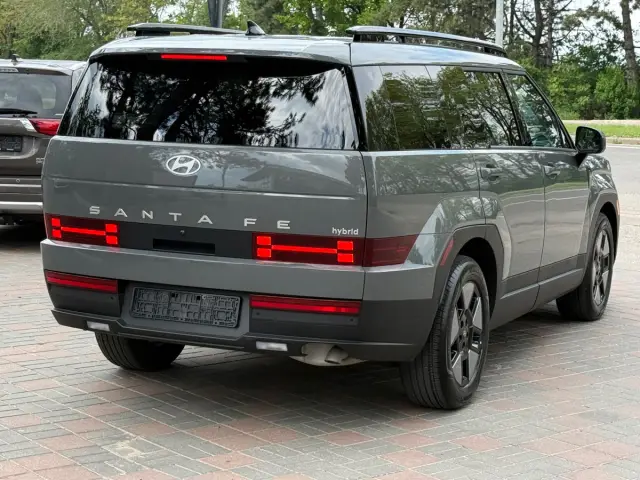 Hyundai Santa FE